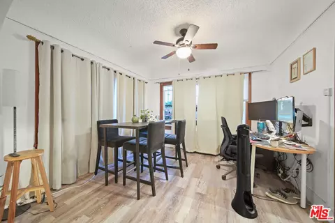 Dining - 533 E Windsor Rd, Glendale, CA 91205 photo 3 of 3