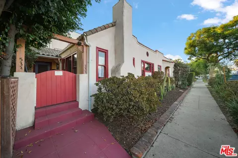 Exterior - 533 E Windsor Rd, Glendale, CA 91205 photo 5 of 15