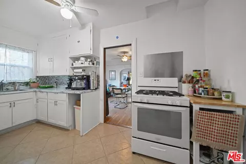 Other - 533 E Windsor Rd, Glendale, CA 91205 photo 7 of 14