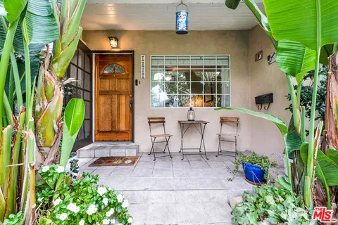 1820 N Avon St, Burbank, CA 91505