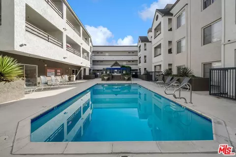 Exterior - Undisclosed, Pasadena, CA 91101 photo 4 of 5