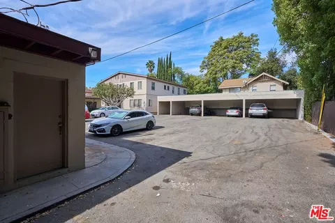 Exterior - 485 E Washington Blvd, Pasadena, CA 91104 photo 12 of 12