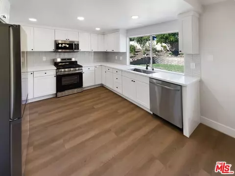 Kitchen - 2279 Shirley Way, Upland, CA 91784 photo 4 of 4