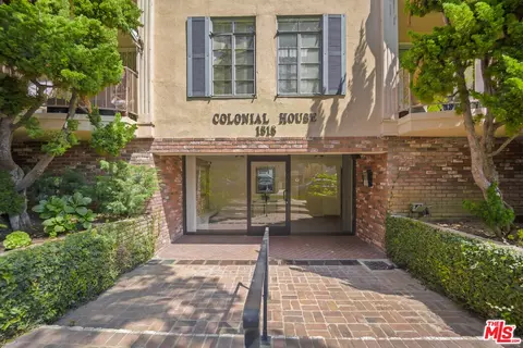 1818 Pelham Ave #205, Los Angeles, CA 90025