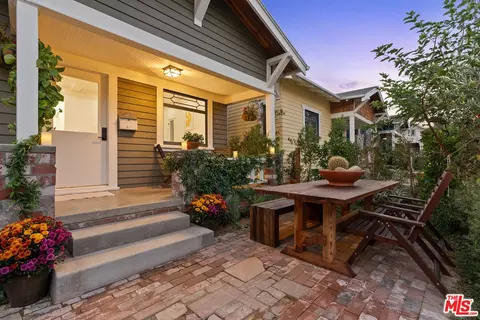 1208 Douglas St, Los Angeles, CA 90026