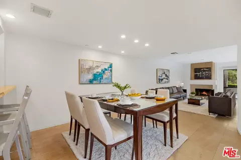 150 Ocean Park Blvd #325, Santa Monica, CA 90405