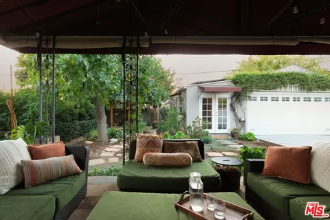 517 Castano Ave, Pasadena, CA 91107 photo 32