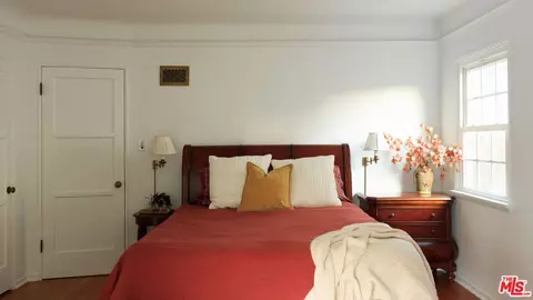 517 Castano Ave, Pasadena, CA 91107 photo 27