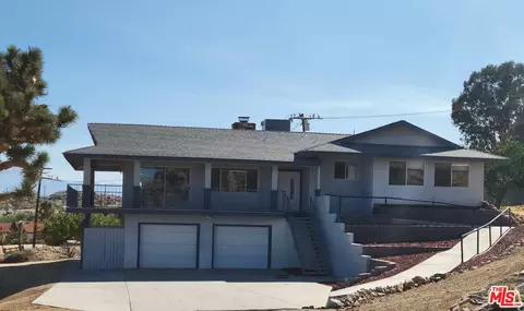 54551 Pinon Ct, Yucca Valley, CA 92284