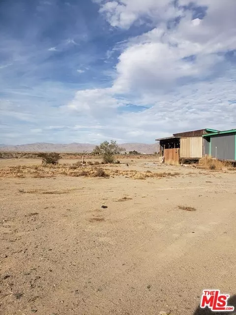 14196 Fairlane Rd, Lucerne Valley, CA 92356 photo 11