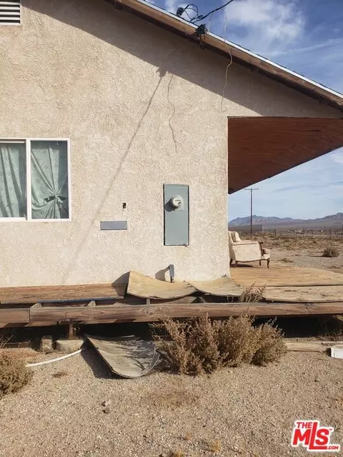 14196 Fairlane Rd, Lucerne Valley, CA 92356 photo 8