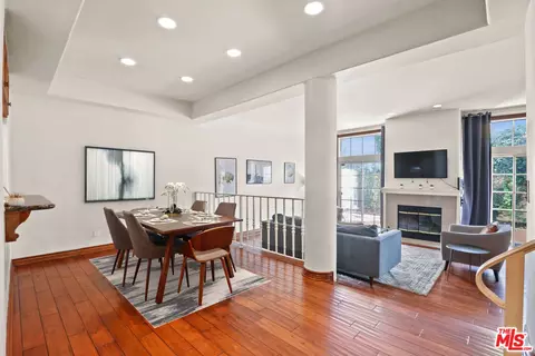 5848 W Olympic Blvd #105, Los Angeles, CA 90036