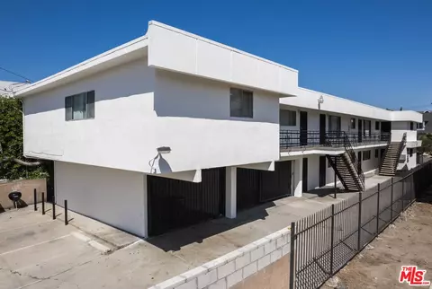 2641 S La Salle Ave, Los Angeles, CA 90018