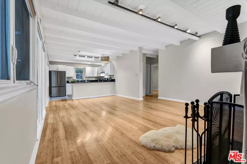 Living - 10524 Seabury Ln, Los Angeles, CA 90077 photo 5 of 6