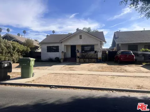 1222 W 51st St, Los Angeles, CA 90037