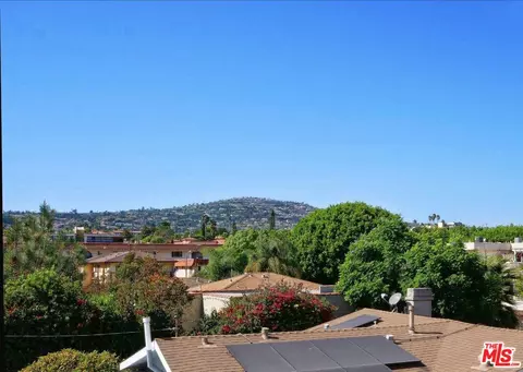 965 W 11th St #4, San Pedro, CA 90731