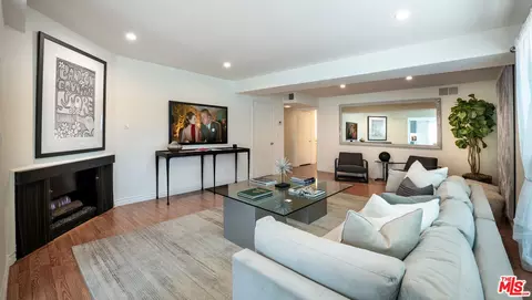 1021 N Crescent Heights Blvd #106, Los Angeles, CA 90046