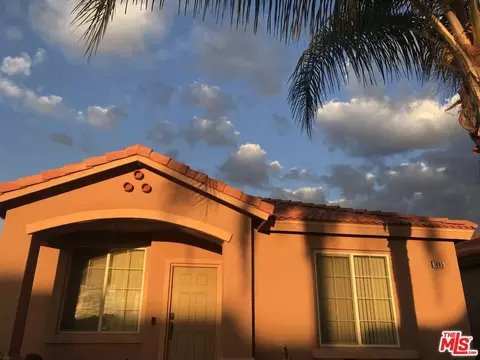 1095 Encanto Dr, San Jacinto, CA 92582