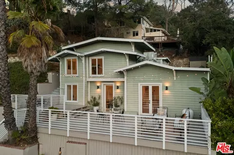 7206 Sycamore Trl, Los Angeles, CA 90068