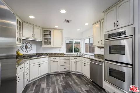 2304 Waldo St, Simi Valley, CA 93065 photo 14