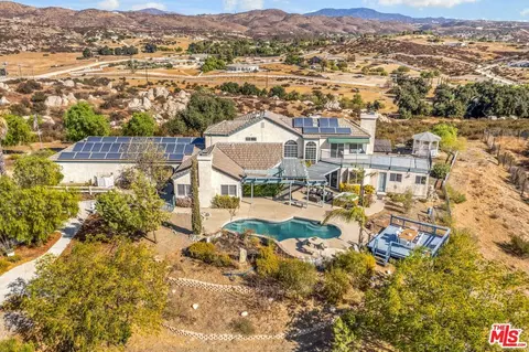 View/Area - 38675 Green Meadow Rd, Temecula, CA 92592 photo 1 of 9
