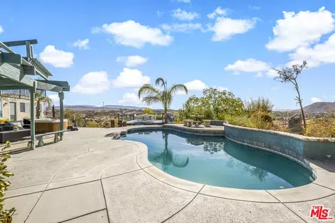 Exterior - 38675 Green Meadow Rd, Temecula, CA 92592 photo 5 of 18