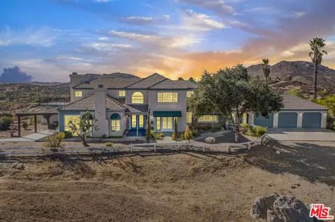 Exterior - 38675 Green Meadow Rd, Temecula, CA 92592 photo 2 of 18