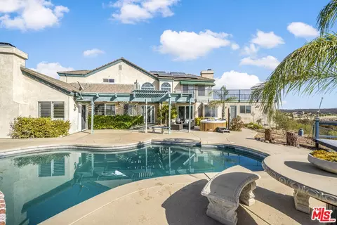 Exterior - 38675 Green Meadow Rd, Temecula, CA 92592 photo 3 of 18