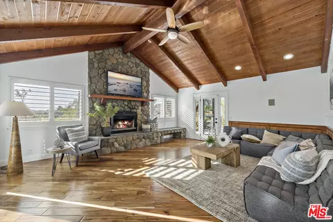 Living - 38675 Green Meadow Rd, Temecula, CA 92592 photo 1 of 8