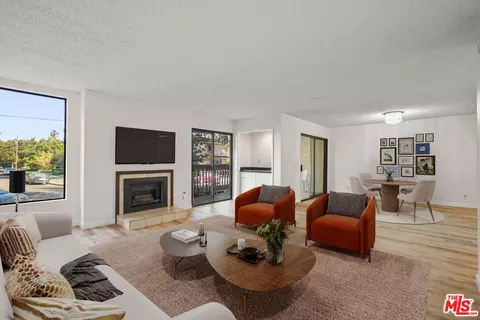 16022 Moorpark St #104, Encino, CA 91436