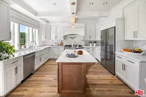 Kitchen - 959 E Highway 246, Solvang, CA 93463 photo 1 of 2