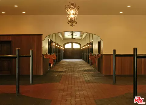 Entry Way - 959 E Highway 246, Solvang, CA 93463 photo 1 of 1