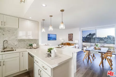 Undisclosed, Los Angeles, CA 90048