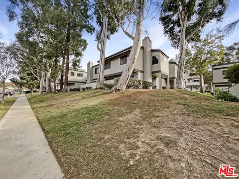 6525 Twin Circle Ln #5, Simi Valley, CA 93063 photo 22