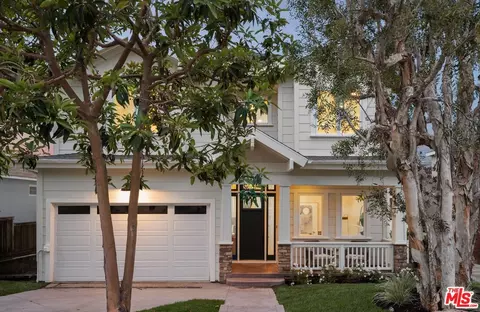 8017 Belton Dr, Los Angeles, CA 90045