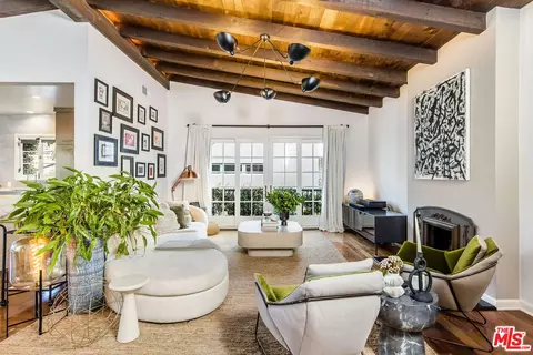 3358 Troy Dr, Los Angeles, CA 90068