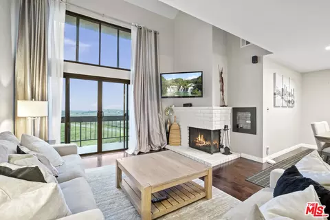 8180 Manitoba St #342, Playa Del Rey, CA 90293