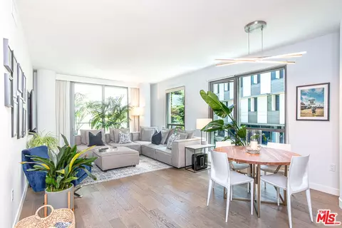 1755 Ocean Ave #314, Santa Monica, CA 90401
