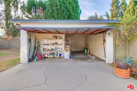 Exterior - 5519 Costello Ave, Sherman Oaks, CA 91401 photo 8 of 9