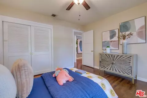 Bedroom - 5519 Costello Ave, Sherman Oaks, CA 91401 photo 8 of 12