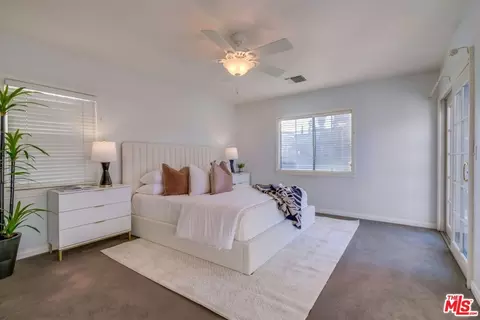 Bedroom - 5519 Costello Ave, Sherman Oaks, CA 91401 photo 9 of 12
