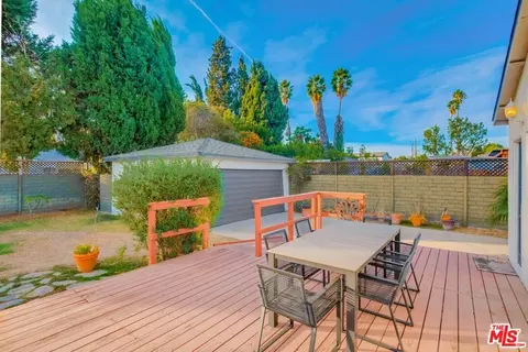 Exterior - 5519 Costello Ave, Sherman Oaks, CA 91401 photo 6 of 9
