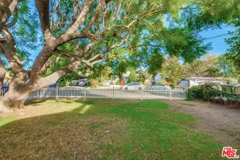 Exterior - 5519 Costello Ave, Sherman Oaks, CA 91401 photo 9 of 9