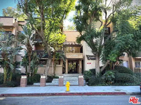 22100 Burbank Blvd #365G, Woodland Hills, CA 91367