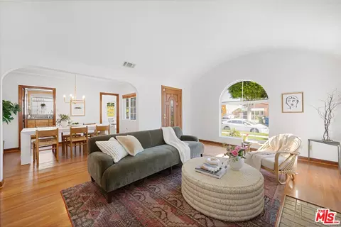 1029 S Eucalyptus Ave, Inglewood, CA 90301