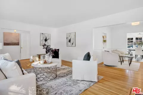 Living - 1901 Montecito Dr, Glendale, CA 91208 photo 3 of 4