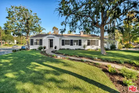 Exterior - 1901 Montecito Dr, Glendale, CA 91208 photo 9 of 14