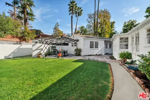 Exterior - 1901 Montecito Dr, Glendale, CA 91208 photo 8 of 14