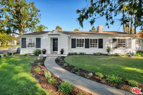 Exterior - 1901 Montecito Dr, Glendale, CA 91208 photo 2 of 14