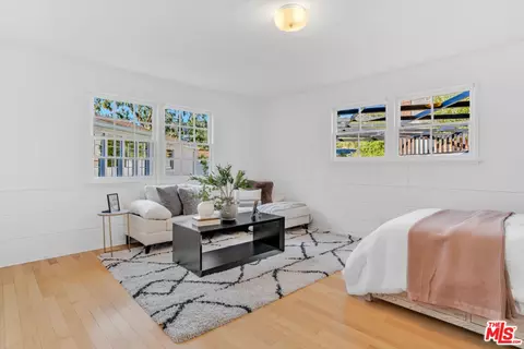 Bedroom - 1901 Montecito Dr, Glendale, CA 91208 photo 10 of 11